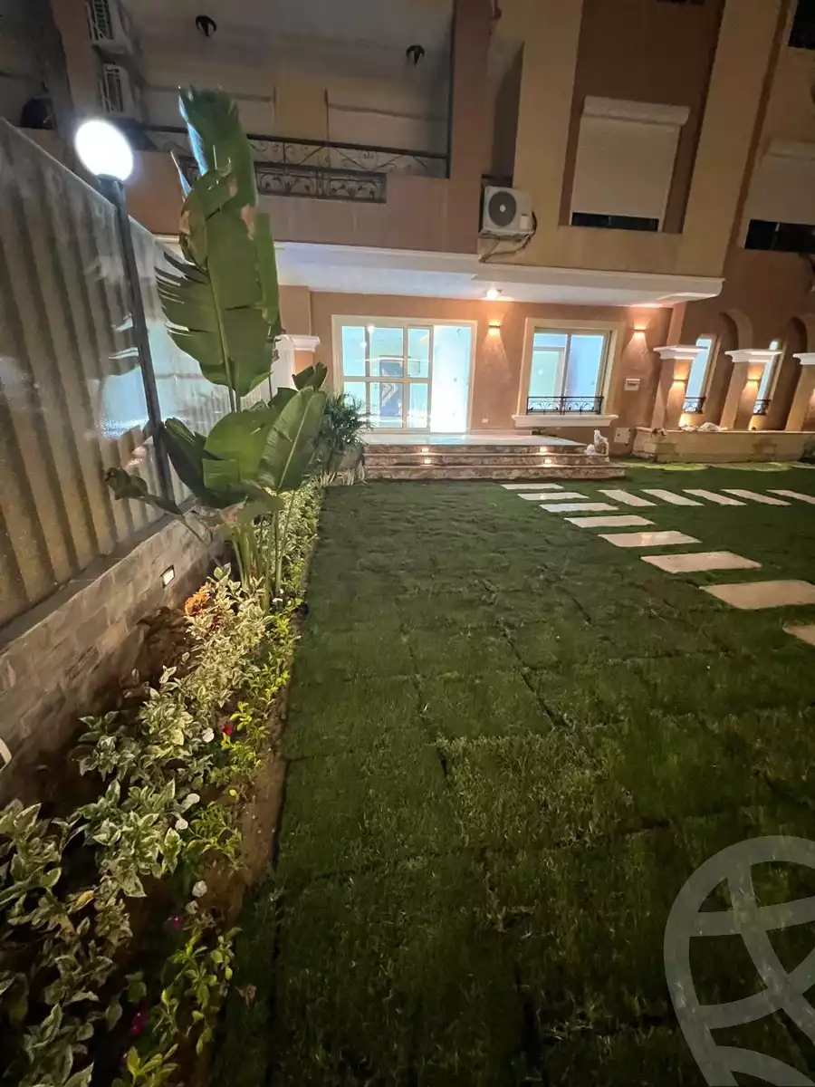 https://aqarmap.com.eg/en/listing/5463198-for-sale-cairo-el-sheikh-zayed-city-compounds-el-khamayel