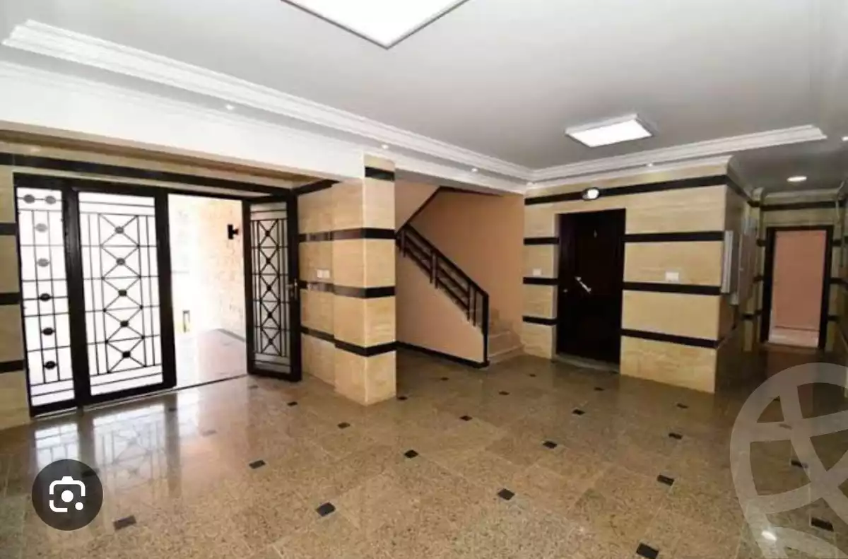 https://aqarmap.com.eg/en/listing/5465236-for-sale-cairo-6th-of-october-compounds-jn-ktwbr