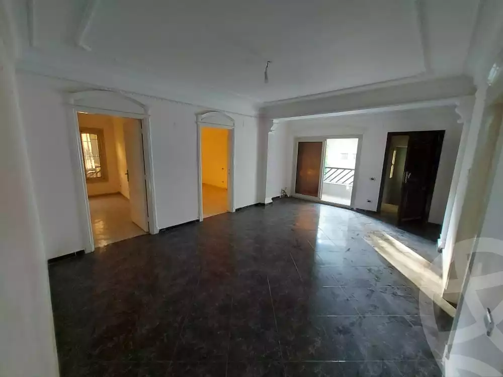 https://aqarmap.com.eg/en/listing/5468371-for-rent-cairo-el-maadi-sarayat-el-maadi-street-20