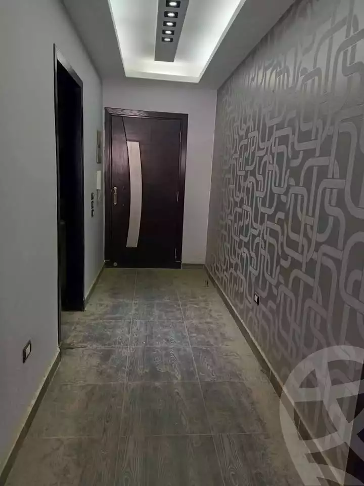 https://aqarmap.com.eg/ar/listing/5469928-for-rent-cairo-mokattam-lhdb-l-ly-shareaa-9