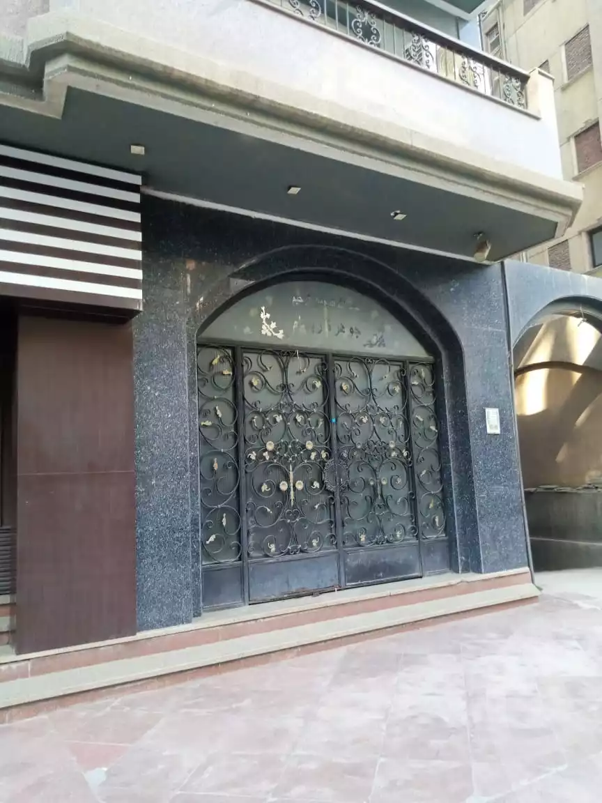 https://aqarmap.com.eg/en/listing/5470544-for-sale-cairo-el-mohandesen-abd-el-moneam-riad-st
