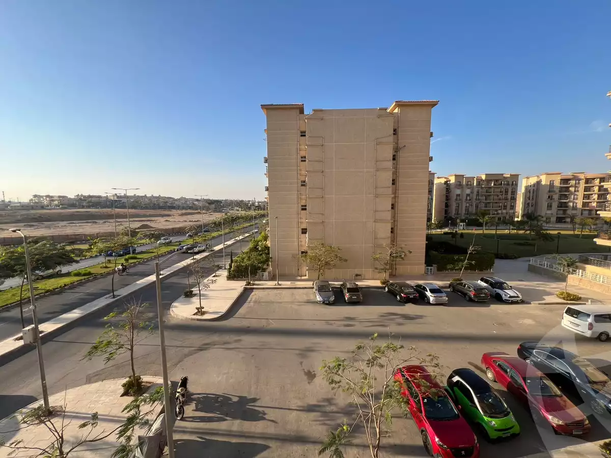 https://aqarmap.com.eg/en/listing/5472341-for-sale-cairo-new-cairo-lrhb-city-mtdd-lrhb-phase-9