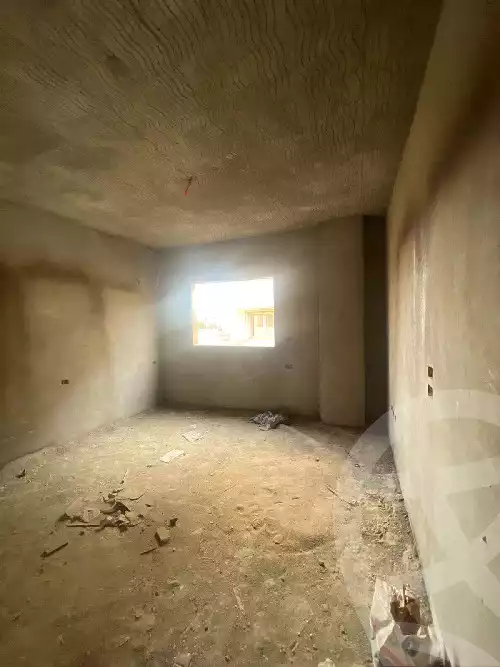 https://aqarmap.com.eg/ar/listing/5472889-for-sale-cairo-new-cairo-ganob-el-akadamiya-south-academy-d-hassan-ibn-thabet-st