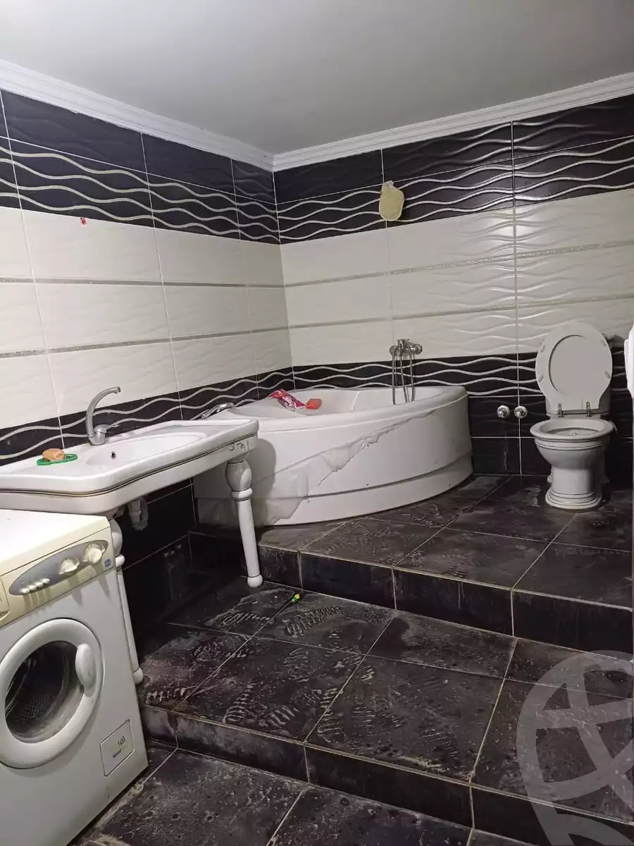 https://aqarmap.com.eg/en/listing/5473154-for-sale-cairo-6th-of-october-el-ahyaa-neighborhood-4th-al-hag-nathmi-st