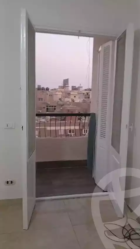 https://aqarmap.com.eg/ar/listing/5473755-for-sale-cairo-el-mohandesen-meet-oqbah-abd-el-aziz-gawish-st
