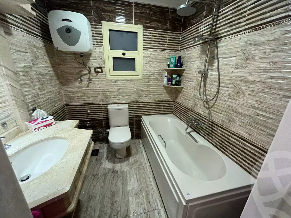 https://aqarmap.com.eg/ar/listing/5475884-for-sale-alexandria-fleming-abd-el-fattah-el-taweel-st