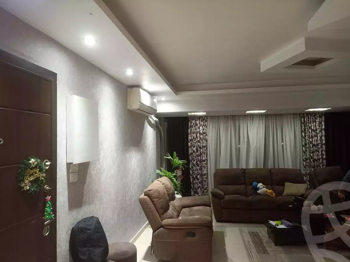 https://aqarmap.com.eg/en/listing/5478322-for-sale-cairo-6th-of-october-el-ahyaa-neighborhood-4th-street-2