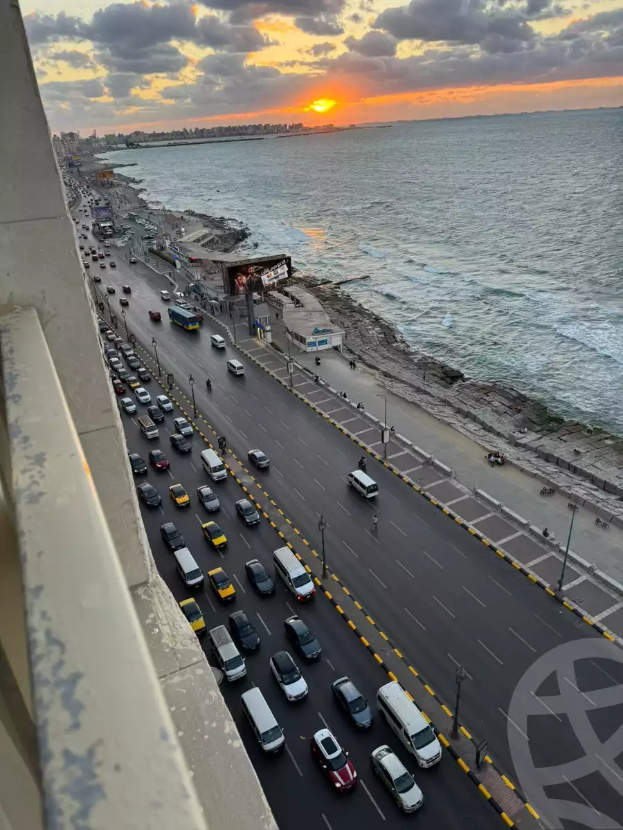 https://aqarmap.com.eg/ar/listing/5478403-for-sale-alexandria-sporting-el-geish-road
