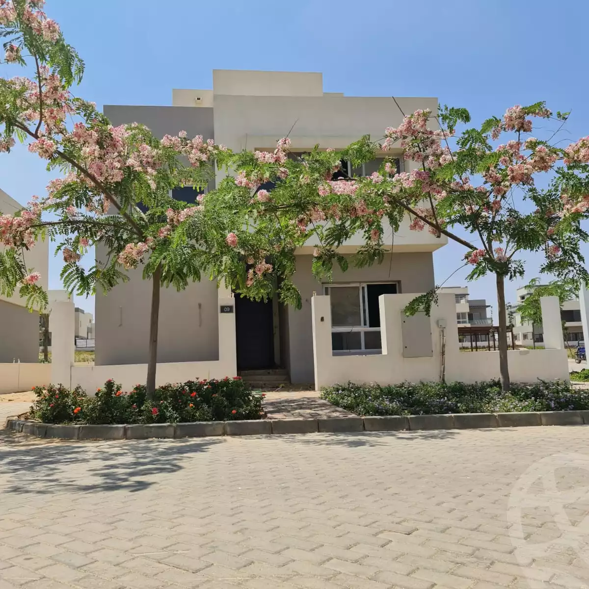 https://aqarmap.com.eg/ar/listing/5481532-for-sale-cairo-new-cairo-compounds-hyde-park-cluster-18-hyde-park