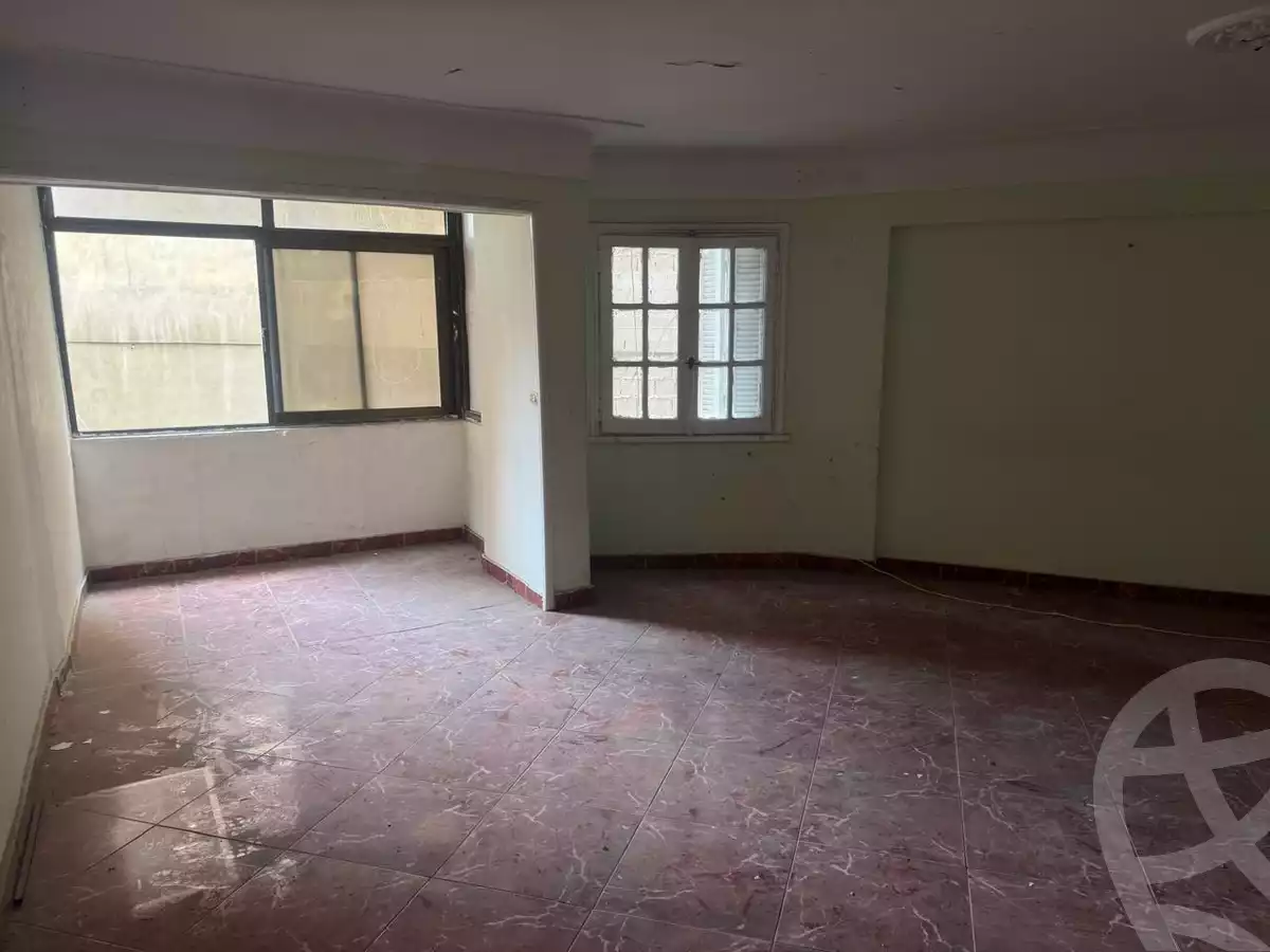 https://aqarmap.com.eg/ar/listing/5482927-for-sale-alexandria-glim-shr-ljysh