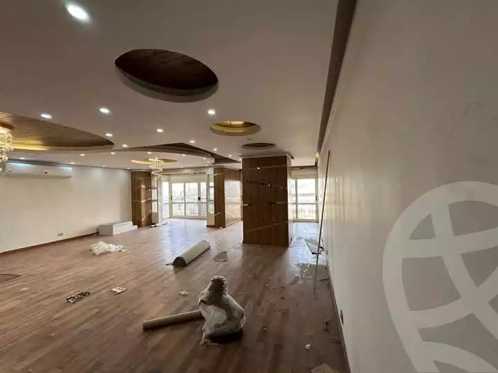 https://aqarmap.com.eg/en/listing/5484007-for-sale-cairo-shoubra-corniche-el-nile-st