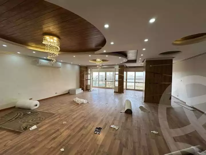 https://aqarmap.com.eg/en/listing/5484007-for-sale-cairo-shoubra-corniche-el-nile-st