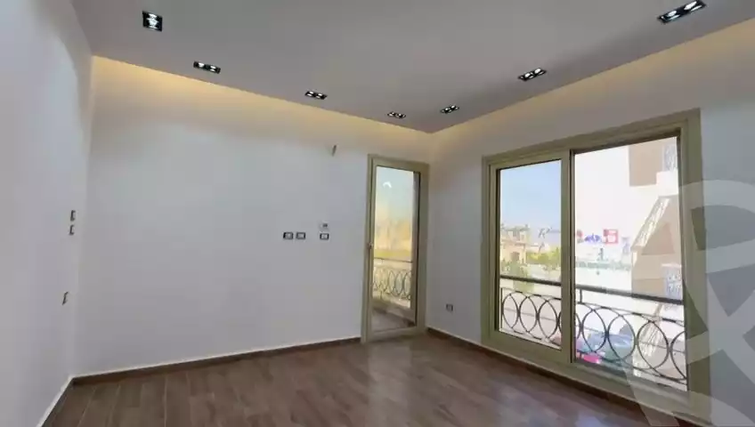 https://aqarmap.com.eg/ar/listing/5485006-for-sale-cairo-el-sheikh-zayed-city-compounds-el-khamayel