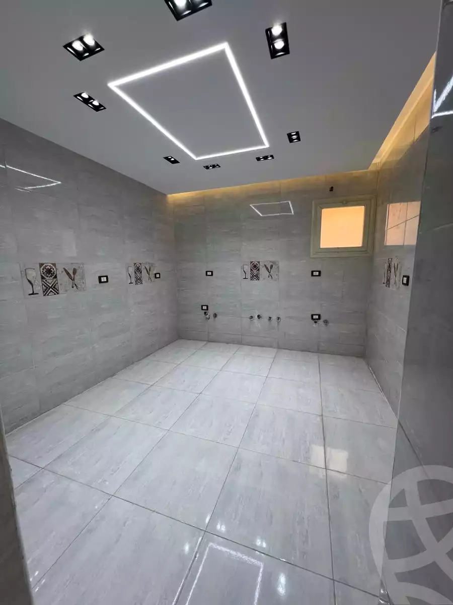 https://aqarmap.com.eg/en/listing/5485078-for-sale-cairo-el-sheikh-zayed-city-compounds-el-khamayel