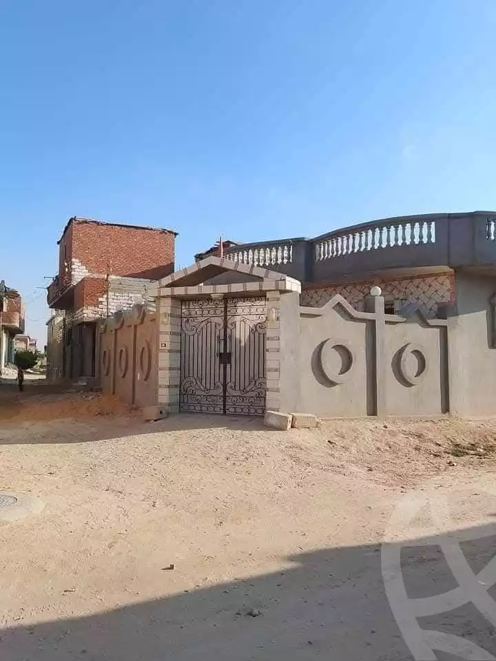 https://aqarmap.com.eg/en/listing/5485380-for-sale-marsa-matruh-marsa-matrouh-city-imam-malek-st