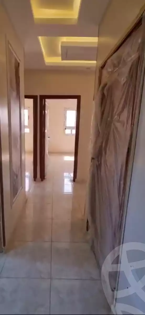https://aqarmap.com.eg/ar/listing/5488828-for-sale-cairo-6th-of-october-el-ahyaa-neighborhood-5th-street-2