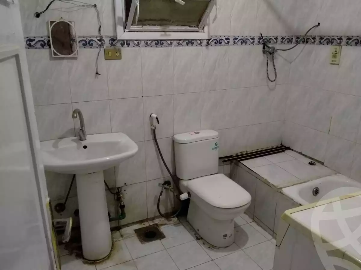 https://aqarmap.com.eg/en/listing/5490227-for-sale-cairo-nasr-city-mostafa-el-nahaas-st