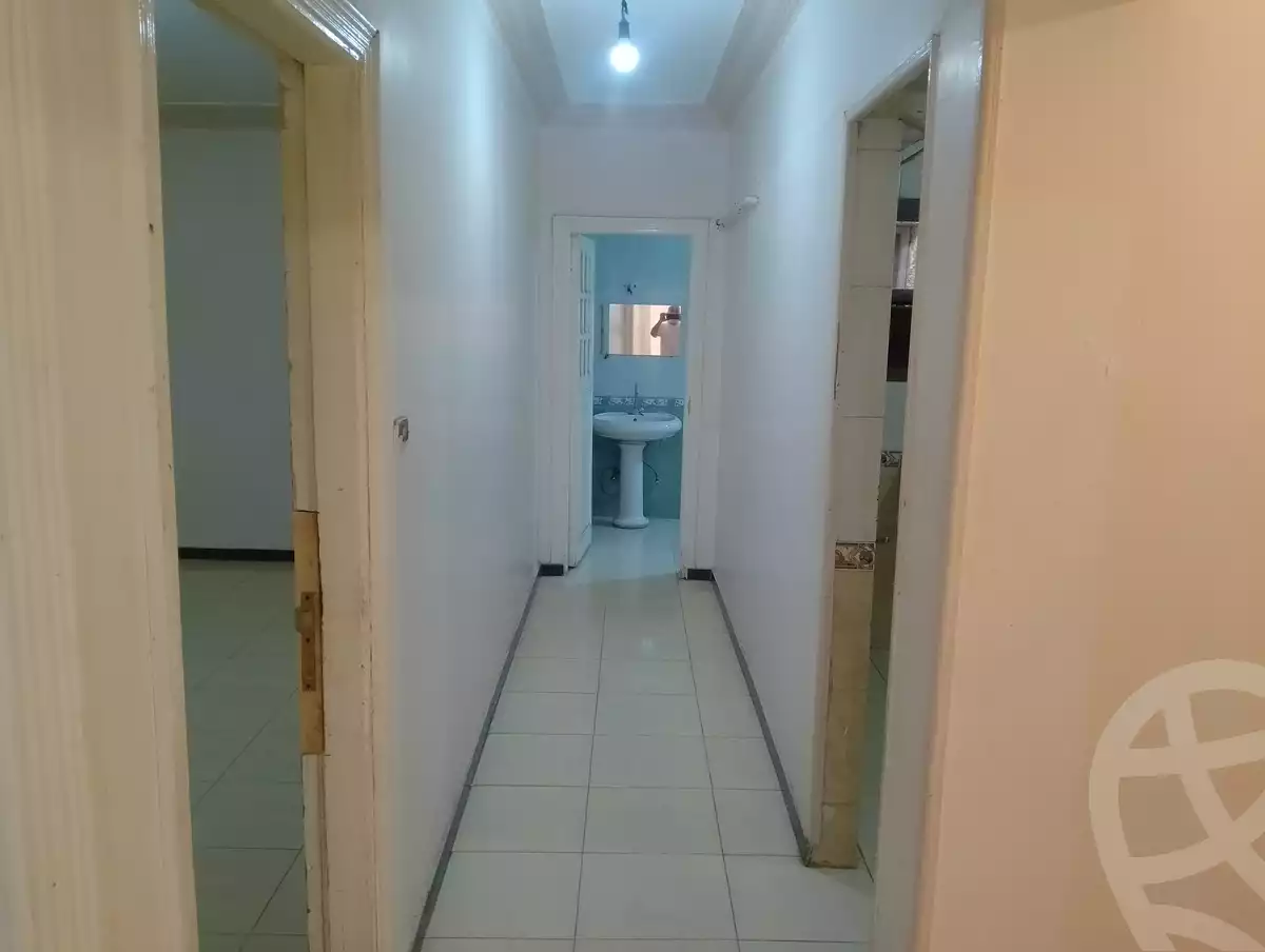 https://aqarmap.com.eg/ar/listing/6161251-for-sale-cairo-madinat-el-salam-gamal-abd-el-nasser