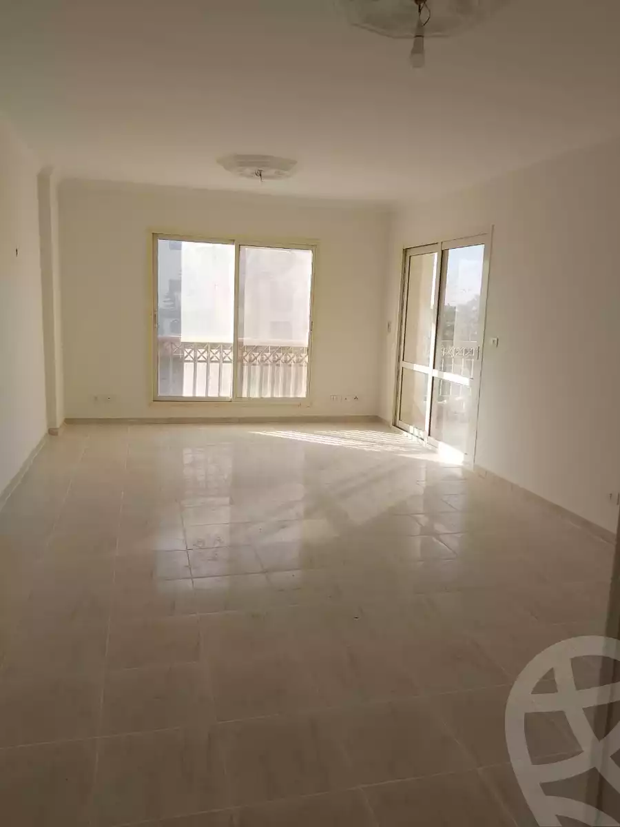 https://aqarmap.com.eg/ar/listing/5490783-for-sale-cairo-new-cairo-shr-mjm-lbnwk