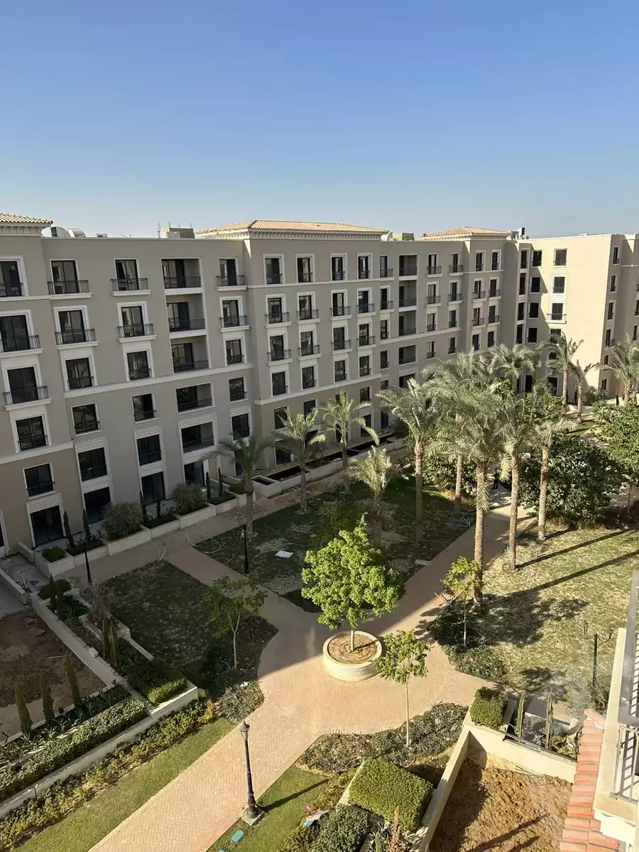 https://aqarmap.com.eg/en/listing/5491461-for-sale-cairo-el-sheikh-zayed-city-compounds-kmbwnd-fyldj-wyst-dr-llttwyr