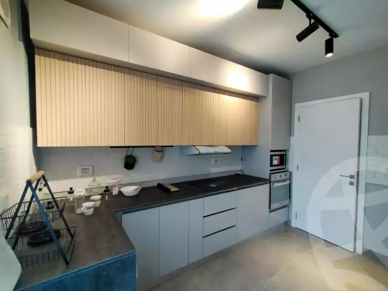 https://aqarmap.com.eg/en/listing/5491889-for-sale-cairo-el-sheikh-zayed-city-compounds-kmbwnd-fyldj-wyst-dr-llttwyr