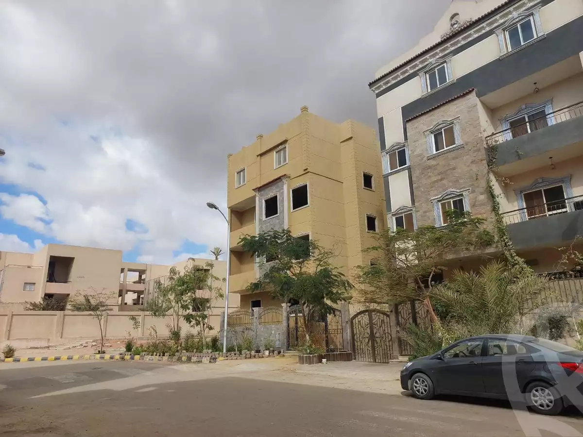 https://aqarmap.com.eg/en/listing/5502161-for-sale-cairo-6th-of-october-hadaeq-october-tryq-hmd-zwyl