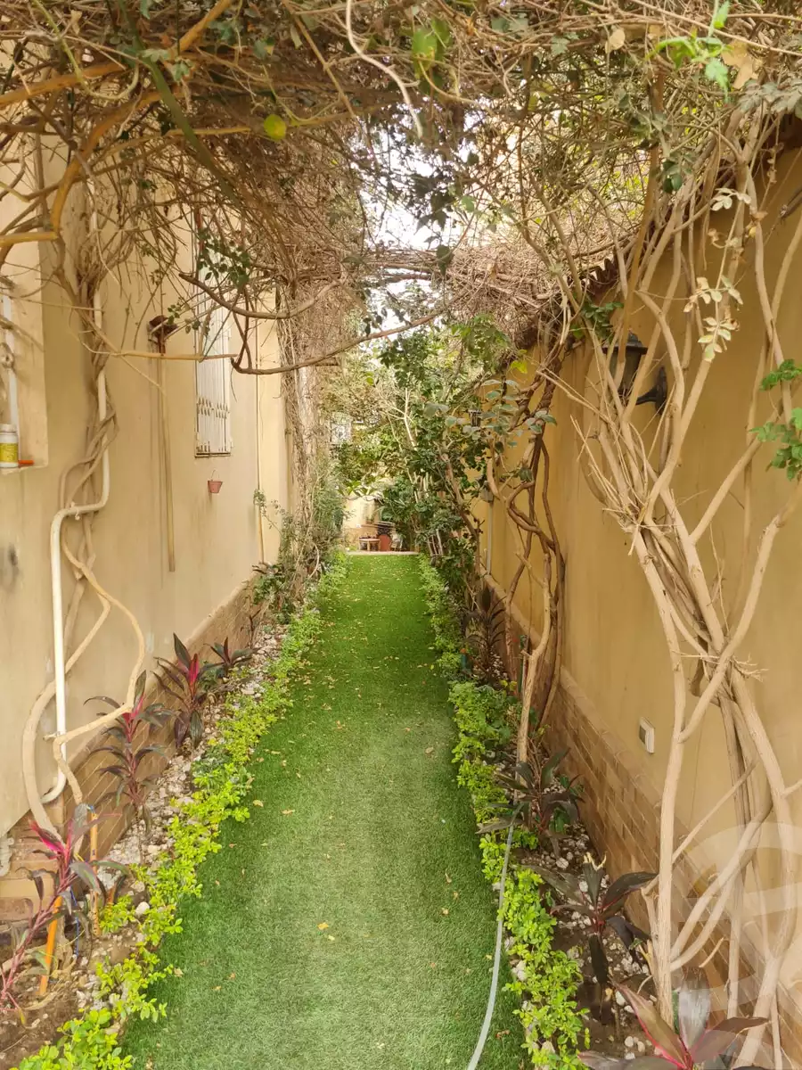 https://aqarmap.com.eg/ar/listing/5506328-for-sale-cairo-new-cairo-ganob-el-akadamiya-south-academy-h-amr-ibn-el-ass-st