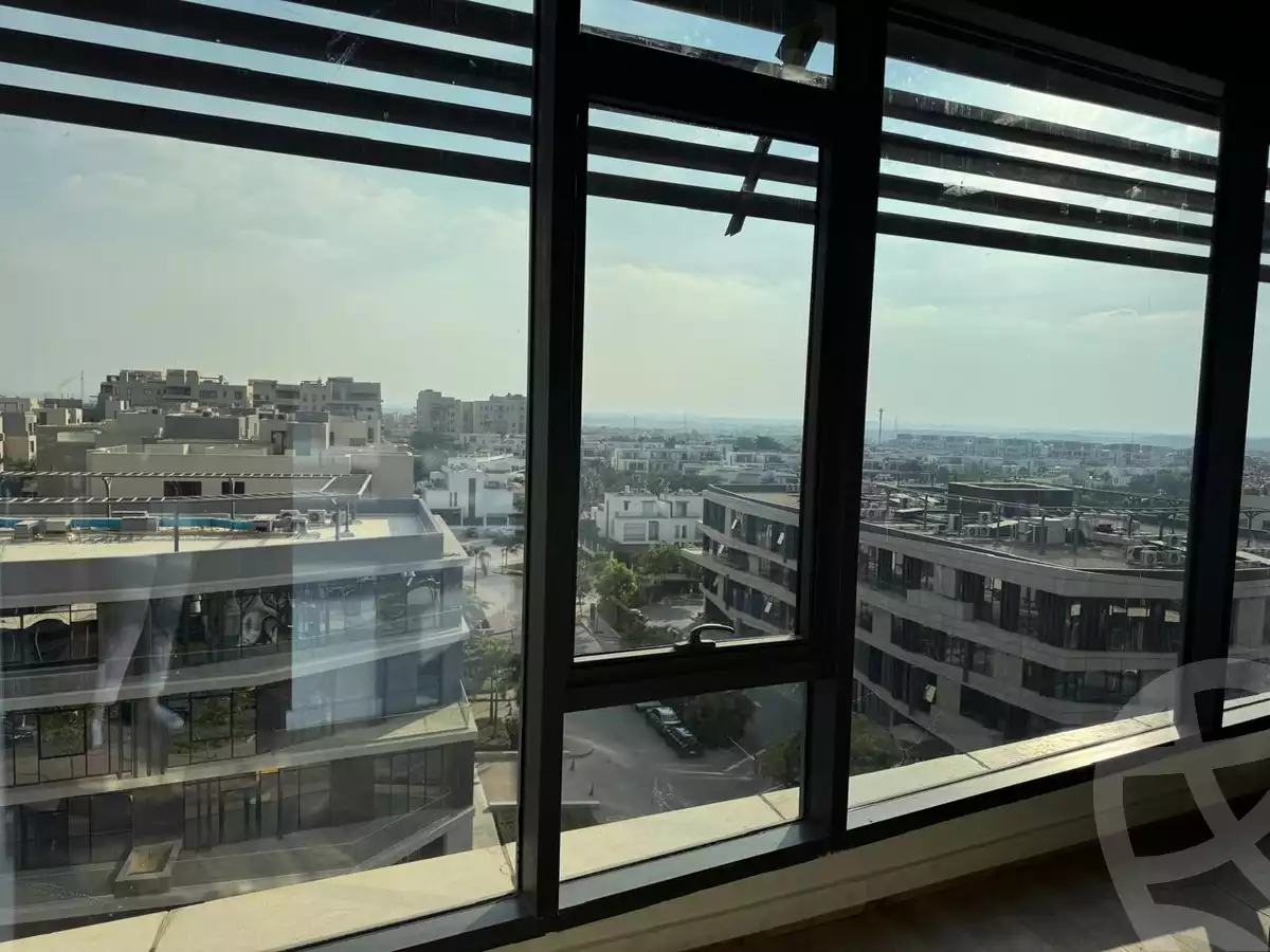 https://aqarmap.com.eg/ar/listing/5510131-for-sale-cairo-el-sheikh-zayed-city-compounds-dh-bwrtl-mwl-swdyk