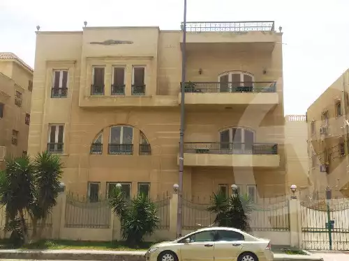 https://aqarmap.com.eg/en/listing/5513879-for-sale-cairo-new-cairo-el-ahyaa-fifth-neighborhood-street-10