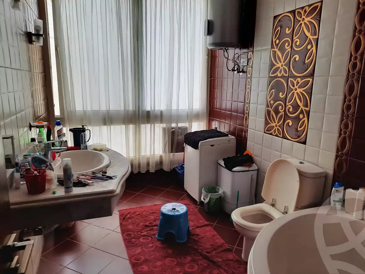 https://aqarmap.com.eg/en/listing/5515676-for-sale-cairo-el-sheikh-zayed-city-compounds-hadayek-el-mohandiseen
