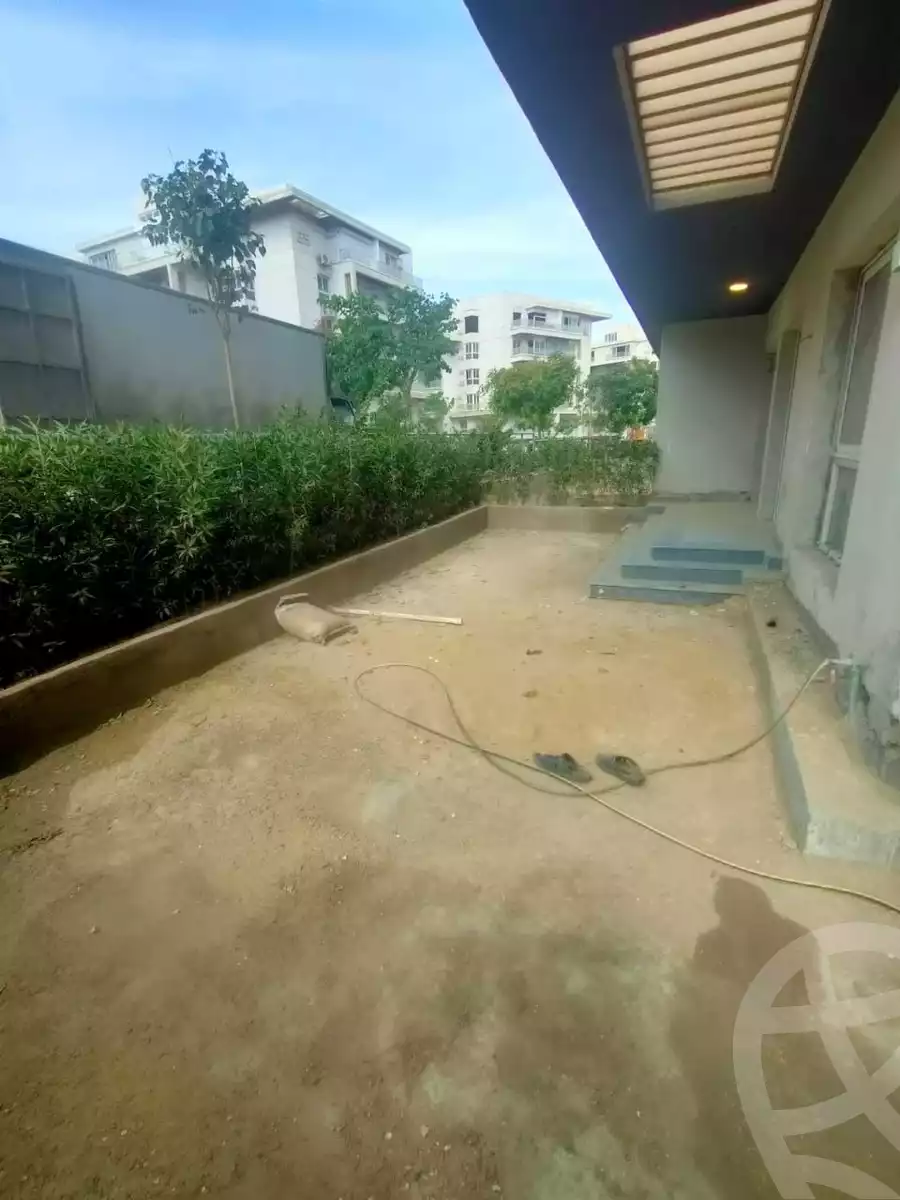 https://aqarmap.com.eg/ar/listing/5516602-for-sale-cairo-new-cairo-compounds-mwntn-fyw-y-syty-club-park-mountain-view-icity