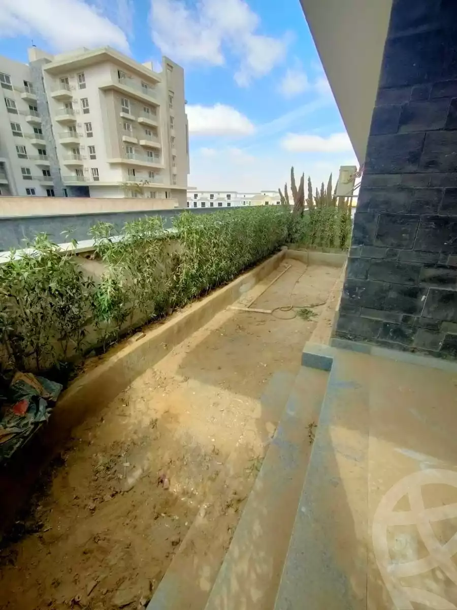https://aqarmap.com.eg/en/listing/5516640-for-sale-cairo-new-cairo-compounds-mwntn-fyw-y-syty-club-park-mountain-view-icity