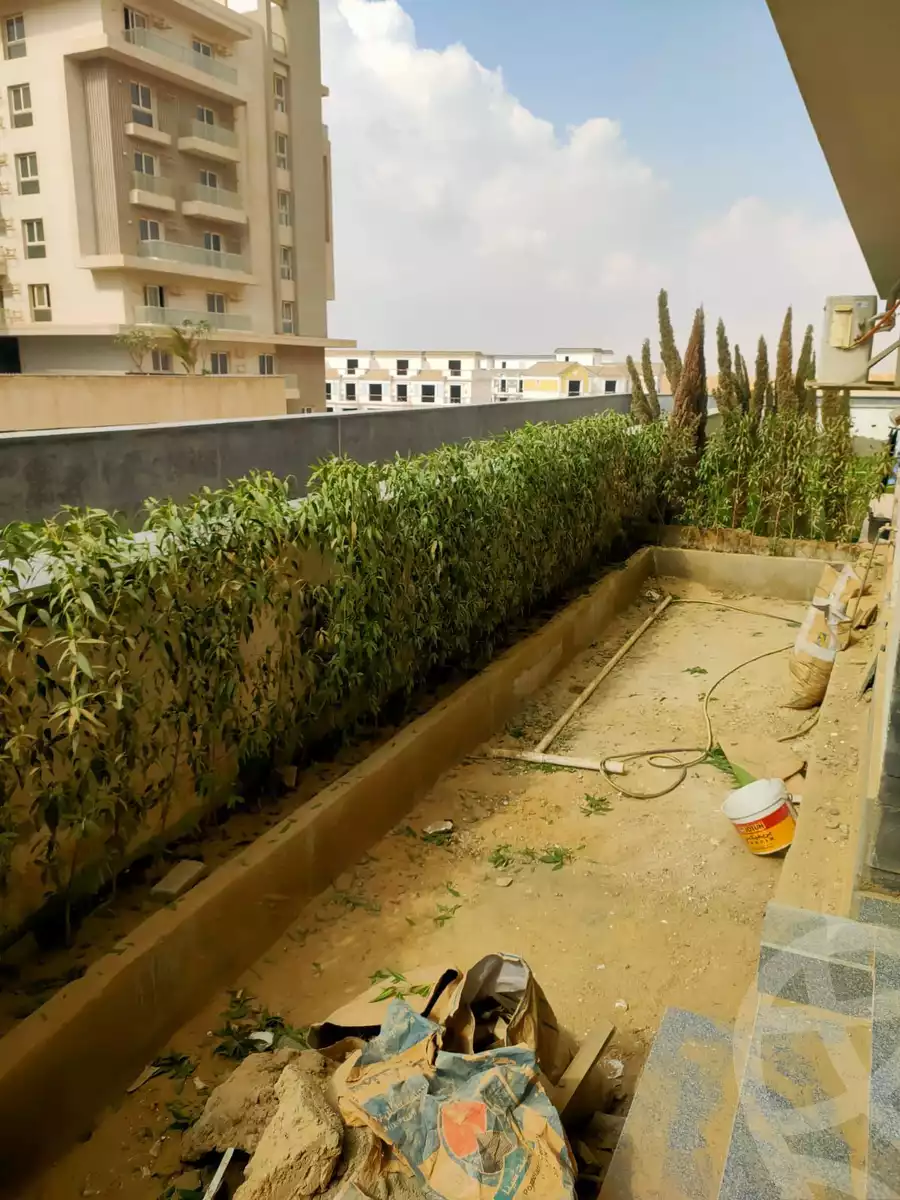 https://aqarmap.com.eg/en/listing/5516640-for-sale-cairo-new-cairo-compounds-mwntn-fyw-y-syty-club-park-mountain-view-icity