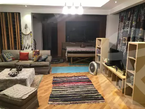 https://aqarmap.com.eg/en/listing/5521985-for-sale-cairo-new-cairo-el-ahyaa-first-neighborhood-street-2