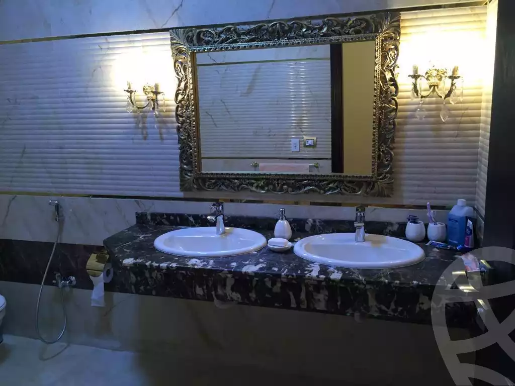 https://aqarmap.com.eg/en/listing/5537609-for-sale-cairo-new-cairo-el-narges-el-narges-2-pilot-halawany-st