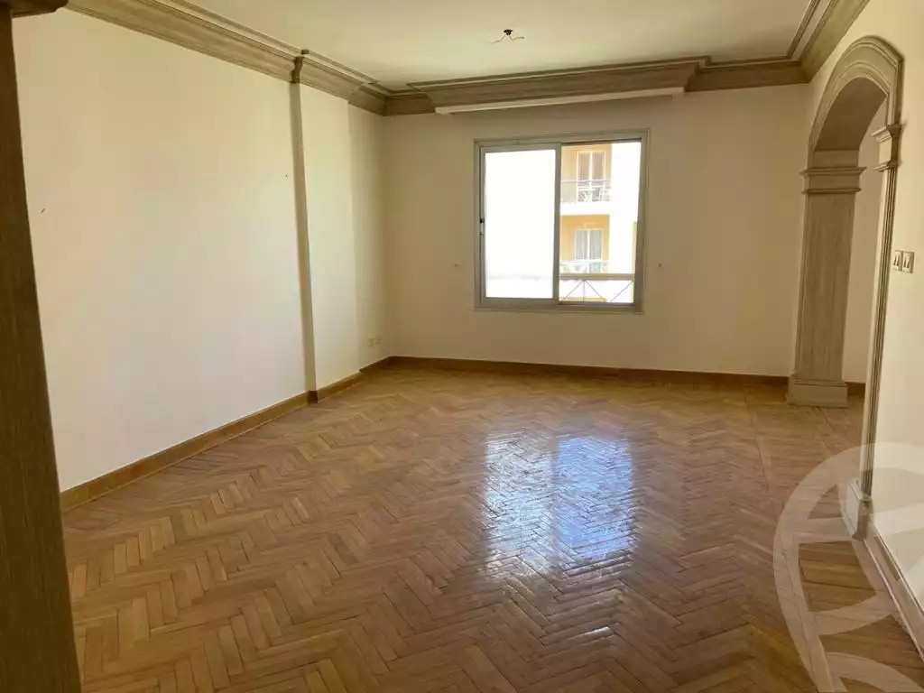 https://aqarmap.com.eg/en/listing/5539970-for-sale-cairo-new-cairo-lrhb-city-phase-1-alabnoudi-st
