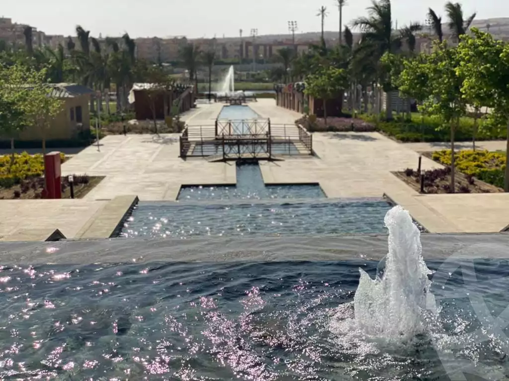 https://aqarmap.com.eg/en/listing/5540632-for-sale-cairo-el-sheikh-zayed-city-compounds-zyd-wr-llttwyr-z-tower
