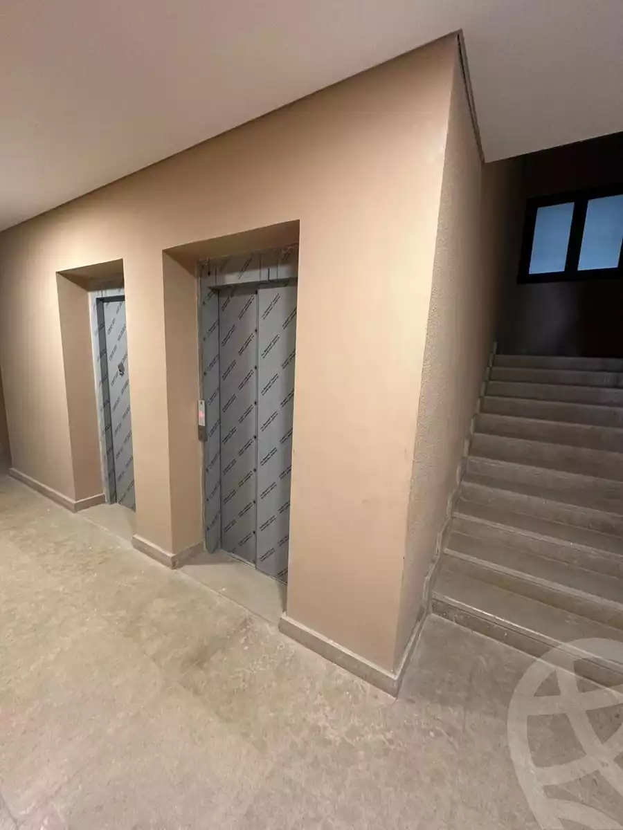 https://aqarmap.com.eg/en/listing/5543625-for-sale-cairo-el-sheikh-zayed-city-compounds-kmbwnd-fyldj-wyst-dr-llttwyr
