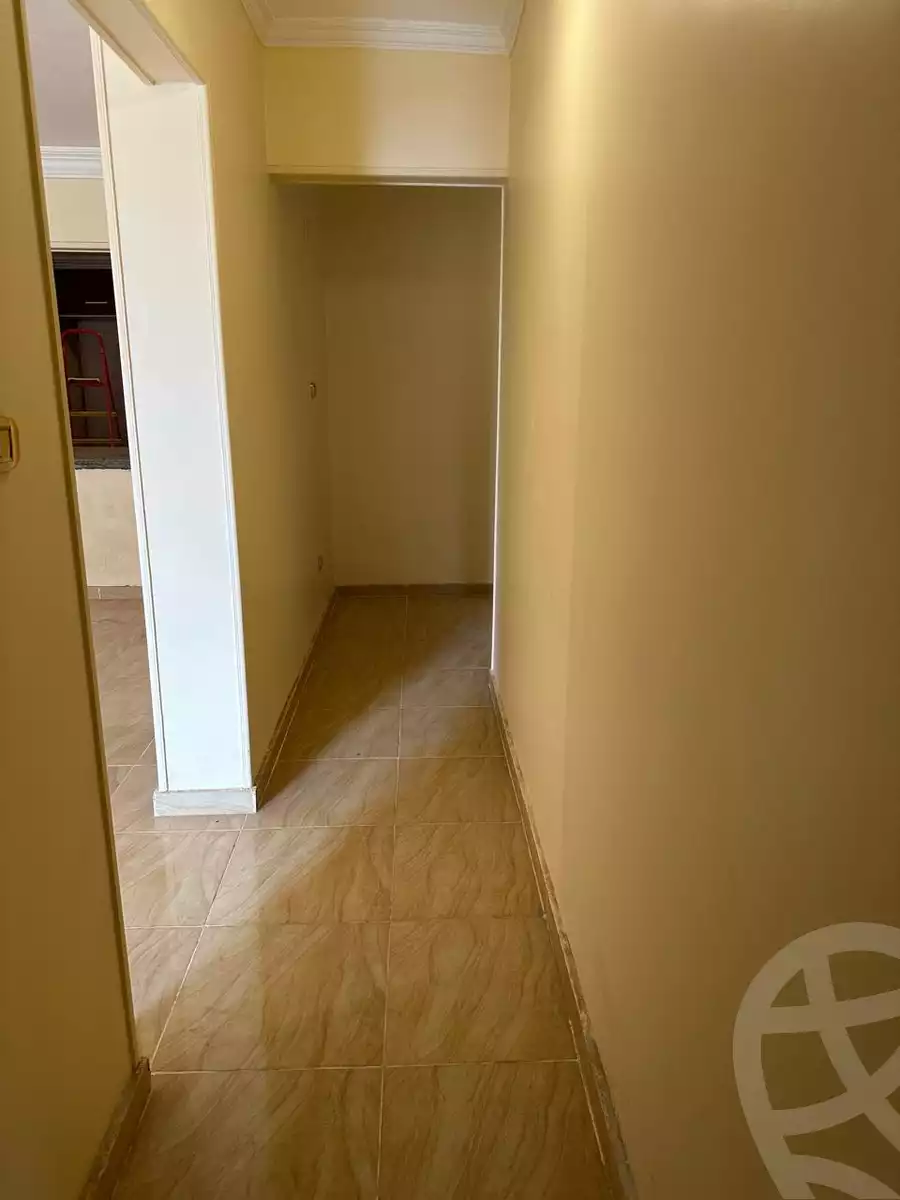https://aqarmap.com.eg/en/listing/5543993-for-sale-cairo-nasr-city-hay-el-waha-shr-lkhmsyn
