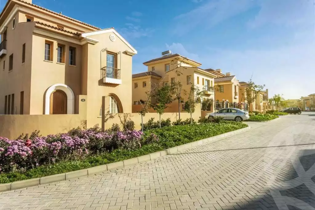 https://aqarmap.com.eg/en/listing/5549413-for-sale-cairo-new-cairo-compounds-hyde-park-cluster-1-hyde-park