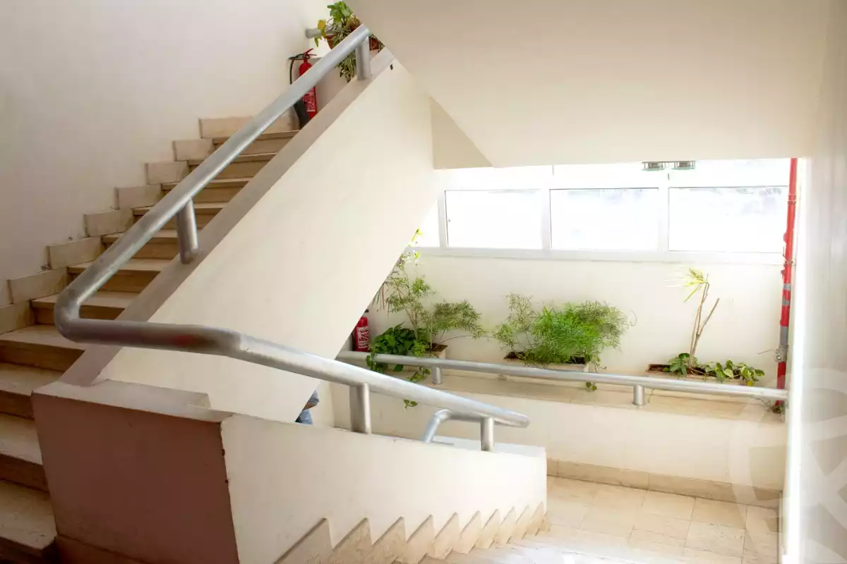 https://aqarmap.com.eg/en/listing/5549615-for-rent-cairo-el-sheikh-zayed-city-compounds-beverly-hills