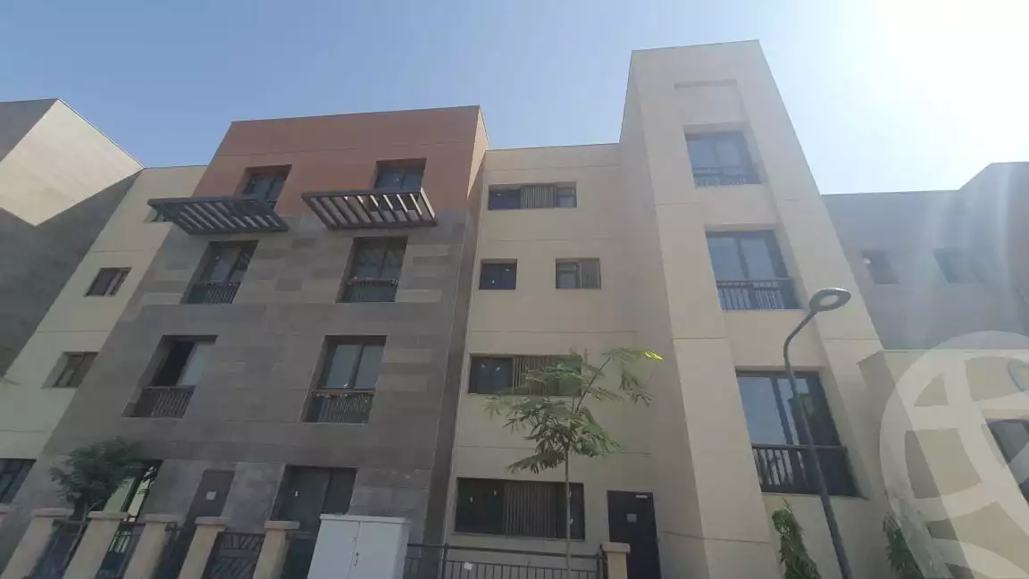 https://aqarmap.com.eg/en/listing/5549308-for-sale-cairo-new-cairo-compounds-district-5-d-park-district-5-compound-marakez