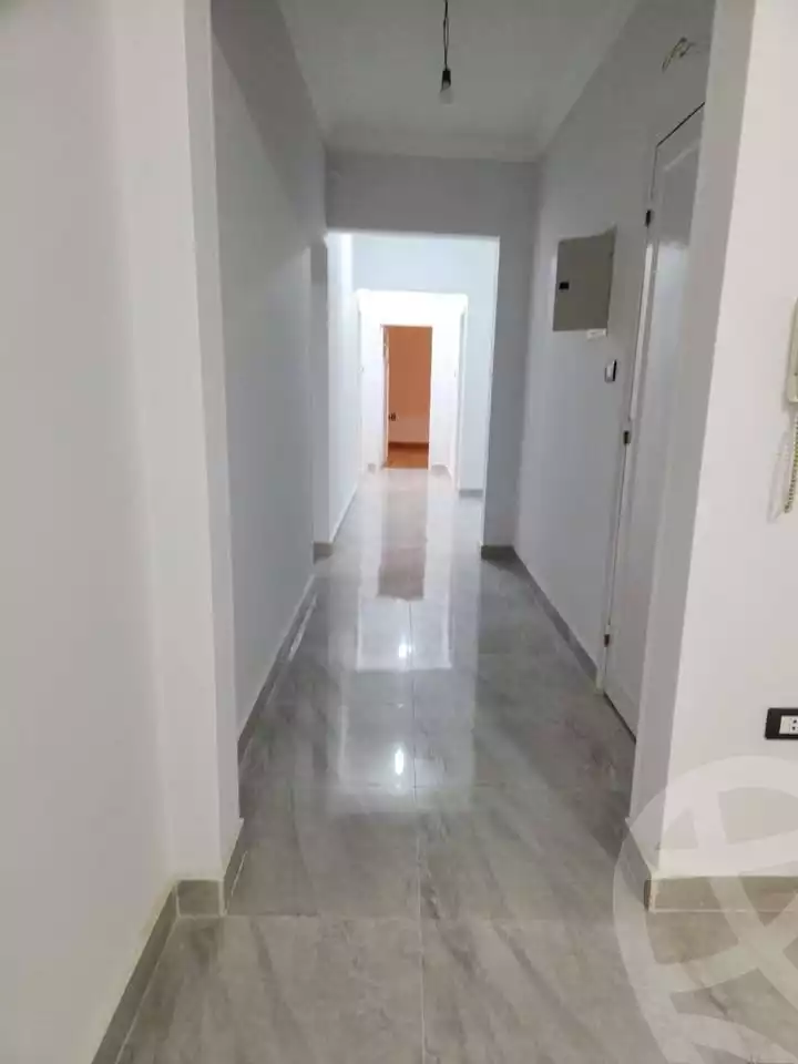 https://aqarmap.com.eg/en/listing/5551693-for-rent-cairo-mokattam-lhdb-l-ly-street-83