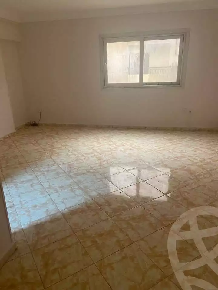 https://aqarmap.com.eg/en/listing/5552122-for-rent-cairo-mokattam-lhdb-l-ly-shareaa-9