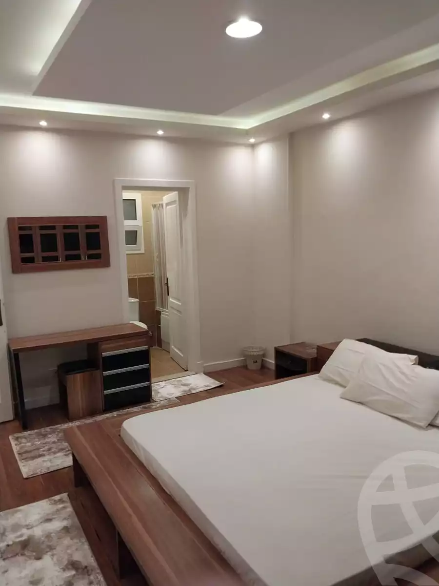 https://aqarmap.com.eg/en/listing/5554251-for-rent-cairo-new-cairo-lrhb-city-phase-7