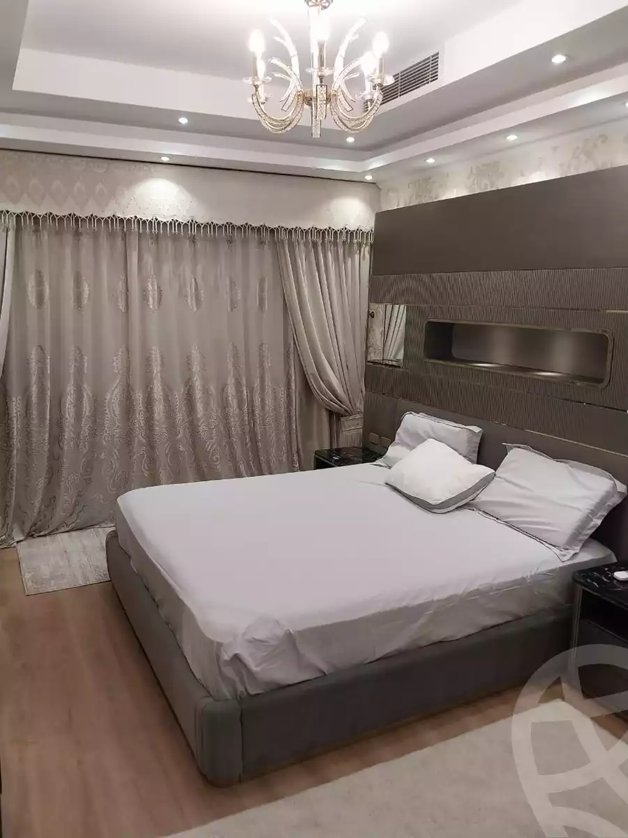 https://aqarmap.com.eg/ar/listing/5554497-for-rent-cairo-new-cairo-compounds-kmbwnd-fyldj-jyt-blm-hylz