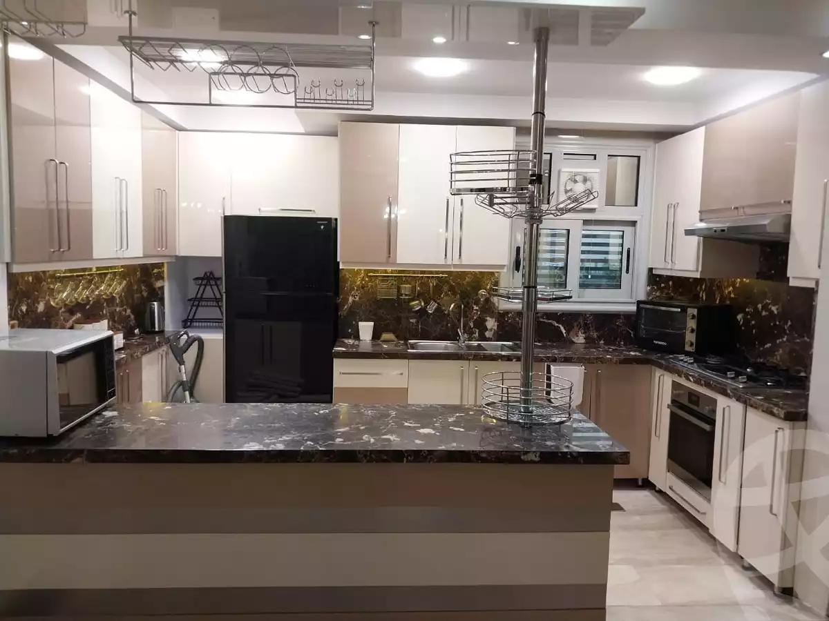 https://aqarmap.com.eg/ar/listing/5554497-for-rent-cairo-new-cairo-compounds-kmbwnd-fyldj-jyt-blm-hylz