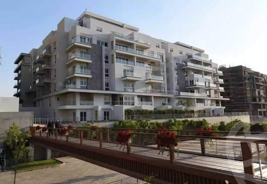 https://aqarmap.com.eg/en/listing/5558638-for-sale-cairo-new-cairo-compounds-mwntn-fyw-y-syty-club-park-mountain-view-icity