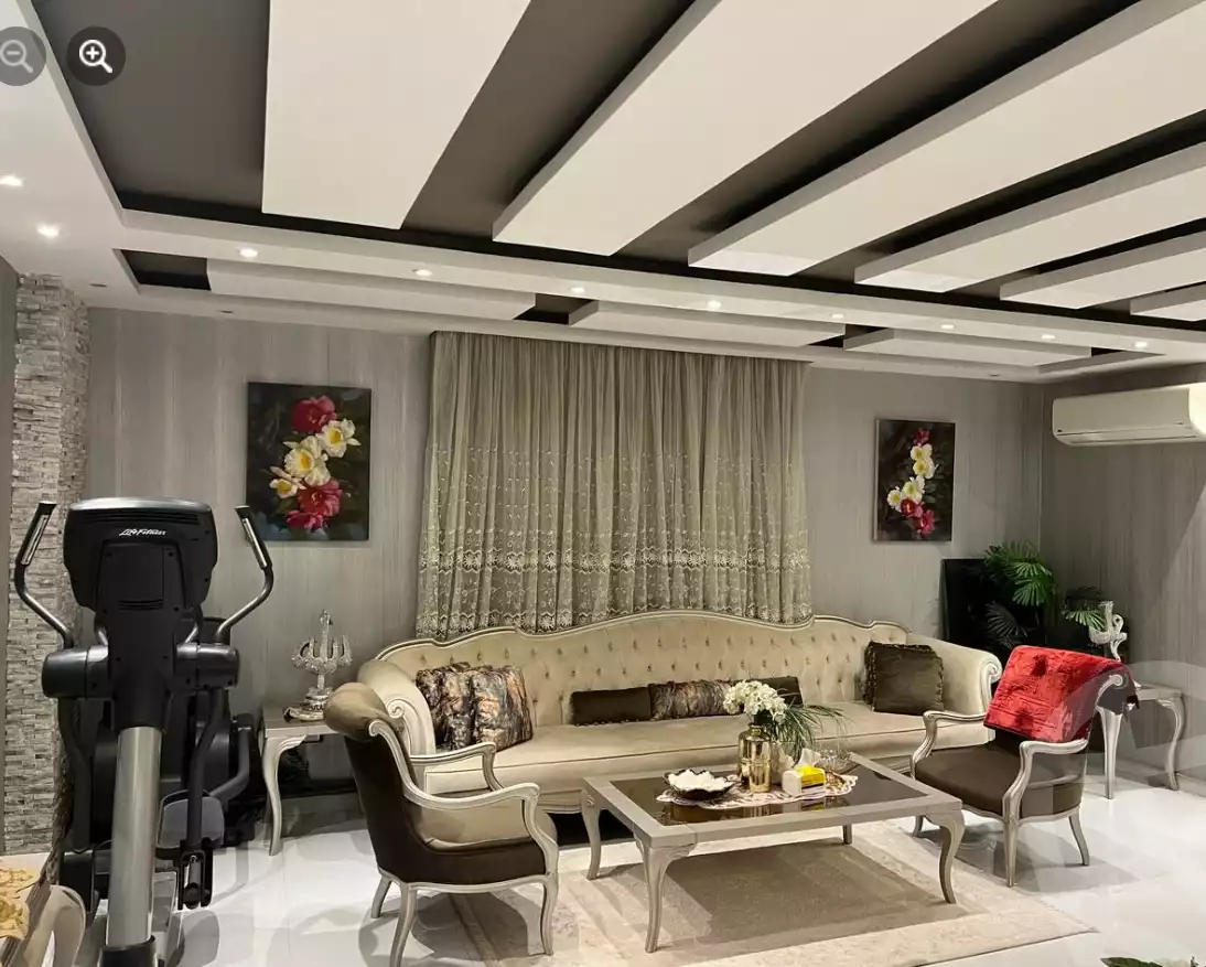 https://aqarmap.com.eg/ar/listing/5560547-for-sale-cairo-mokattam-lhdb-l-ly