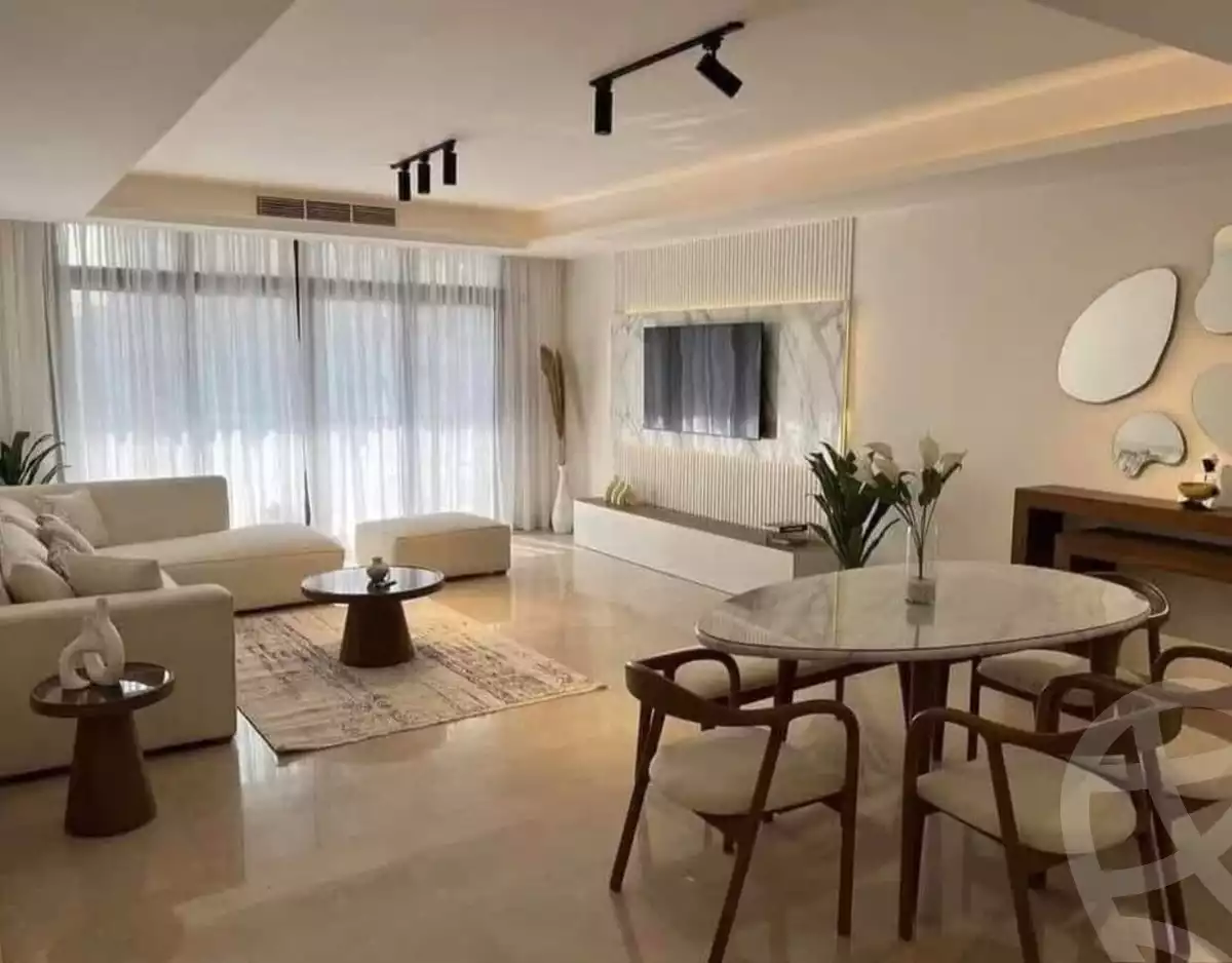 https://aqarmap.com.eg/ar/listing/5567131-for-sale-cairo-new-cairo-compounds-valencia-valley-compound-ncb